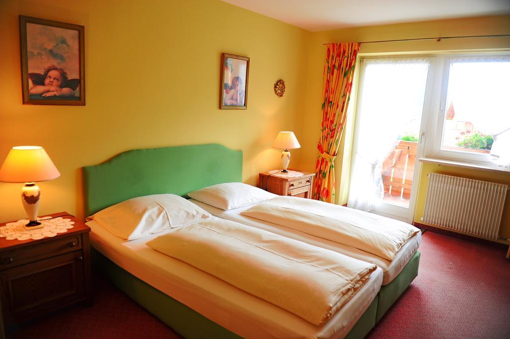 Hotel Kienberger Hof プフロンテン エクステリア 写真