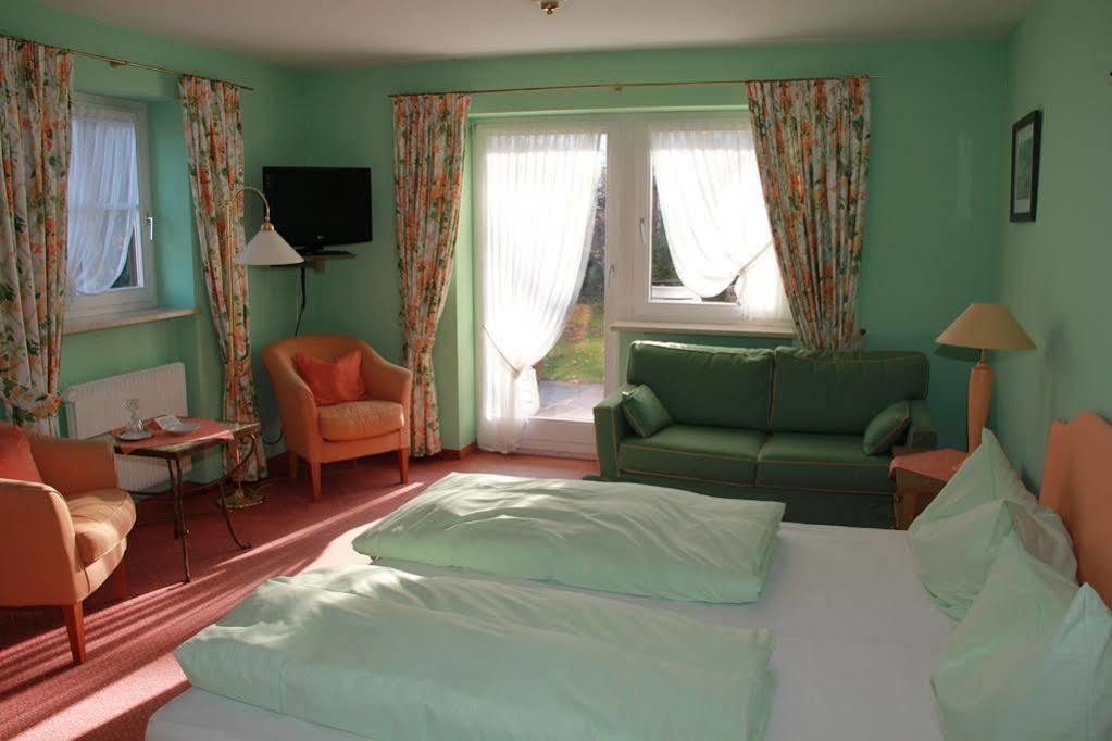 Hotel Kienberger Hof プフロンテン エクステリア 写真